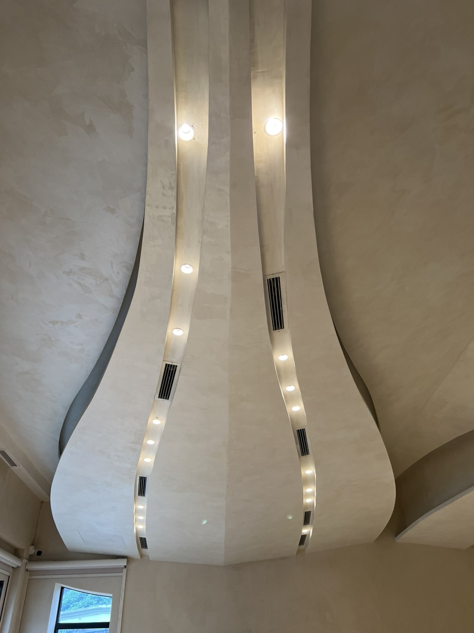 Sơn Cebosi nhập khẩu Italy – hiệu ứng Decoro